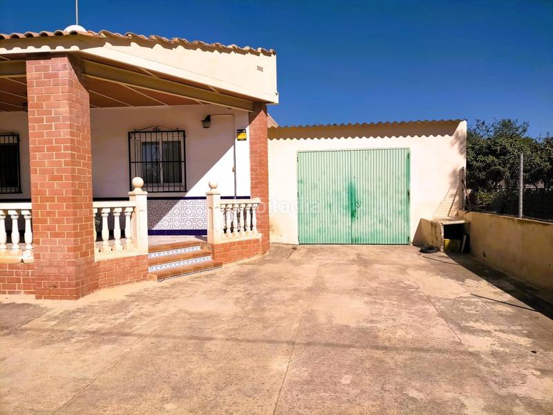 Foto eab204fe-b641-436c-8d35-17d22311a921. Masía chalet independiente en zona nuevos juzgados.www.eurocenterinmobiliaria.com en Benidorm