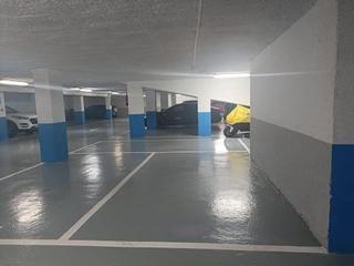 Aparcament cotxe a Centro Urbano. Se vende plaza de garaje en el centro de benidorm.www.eurocenter