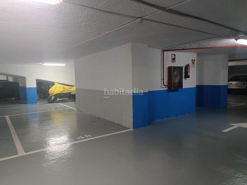 Foto 2c2a2ae1-1fc1-4bf9-9934-6cfbbdd5ba4b. Aparcament cotxe a Centro Urbano Benidorm