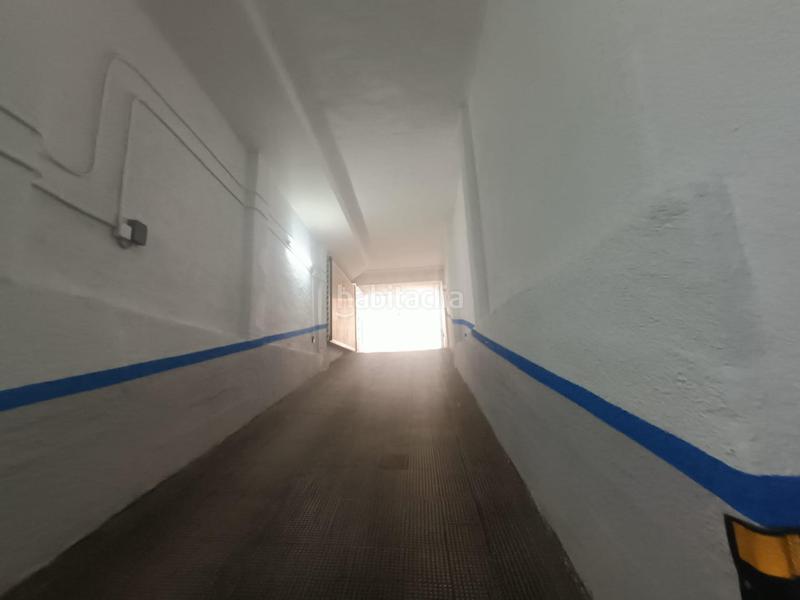 Foto b03b9bf4-6469-4c03-84f9-eec593e9f786. Aparcament cotxe a Centro Urbano Benidorm