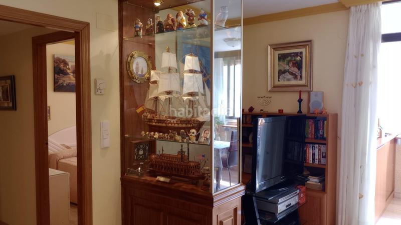 Foto e266dbf2-8ac4-4ddf-9966-94130d53a739. Piso amplio reformado piso con vistas panorámicas en zona poniente. en Benidorm