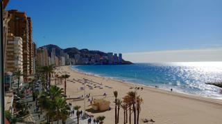 Dúplex a Playa Levante. Amplio dúplex con vistas espectaculares en 1 linea playa levante