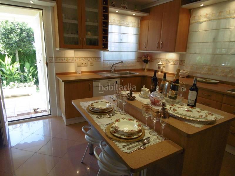 Foto 12330635-d528-432c-ac7a-8a45861e359c. Chalet avec piscine dans Sierra Helada Benidorm