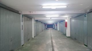 Aparcament cotxe a Playa Levante. Se vende amplio garaje cabinado en 2 linea playa levante en zona