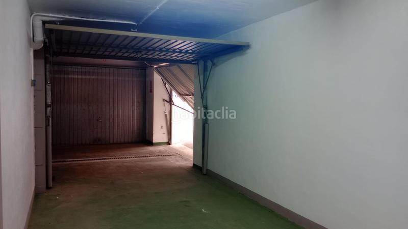 Foto 60557362-fd03-4a39-b4eb-71b8c336e435. Parking voiture dans Playa Levante Benidorm