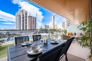 Apartament a Playa Poniente. Apartamento en urbanización exclusiva sunset waves benidorm! www