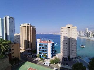 Pis a Rincón Alto. Amplio piso con gran terraza y vistas preciosas al mar en zona r