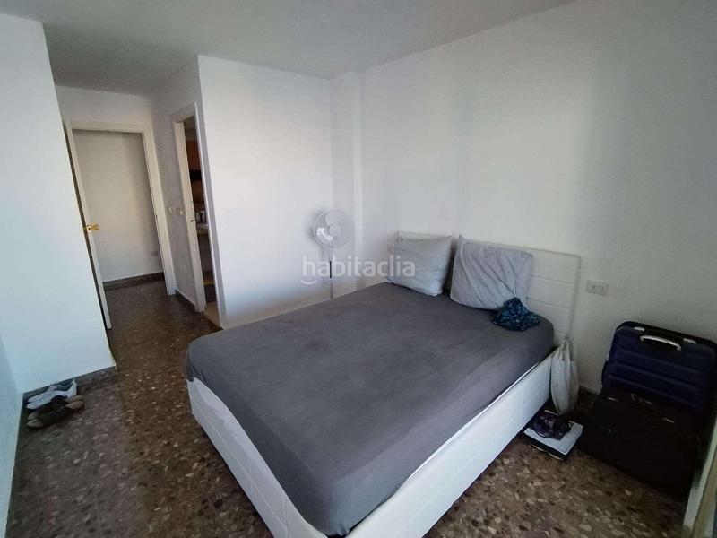 Foto 165cfc97-853c-4ea5-ae93-146e376c6966. Piso amplio piso con gran terraza y vistas preciosas al mar en zona rincon de loix. en Benidorm