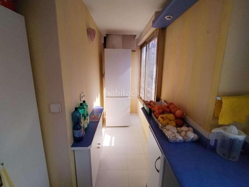 Foto c1de93b5-cdd7-44ed-8b6b-bd28b68a2b95. Piso amplio piso con gran terraza y vistas preciosas al mar en zona rincon de loix. en Benidorm