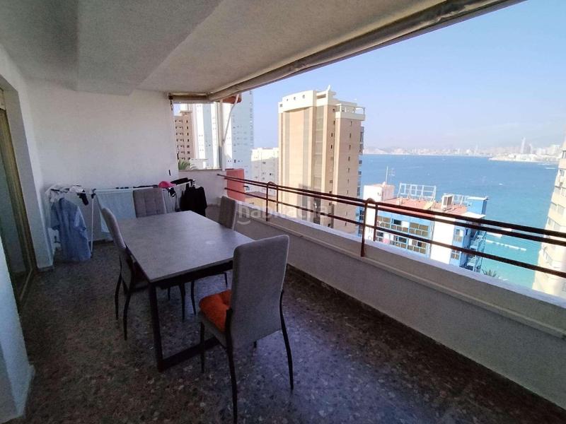 Foto fbd2156d-da6d-47db-9d21-3f61597ff266. Piso amplio piso con gran terraza y vistas preciosas al mar en zona rincon de loix. en Benidorm
