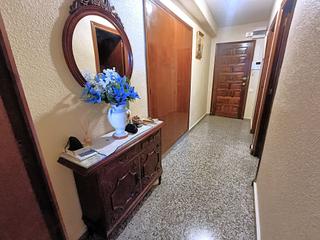 Pis a Centro Urbano. Se vende piso de 3 dormitorios en zona jaime i.www.eurocenterinm