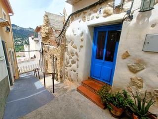 Masia a Sella. Se vende casa de pueblo en sella.www.eurocenterinmobiliaria.com