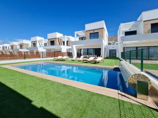 Chalet à Balcón de Finestrat-Terra Marina. Villa de maximo lujo y con diseño privado, con confort y estetic