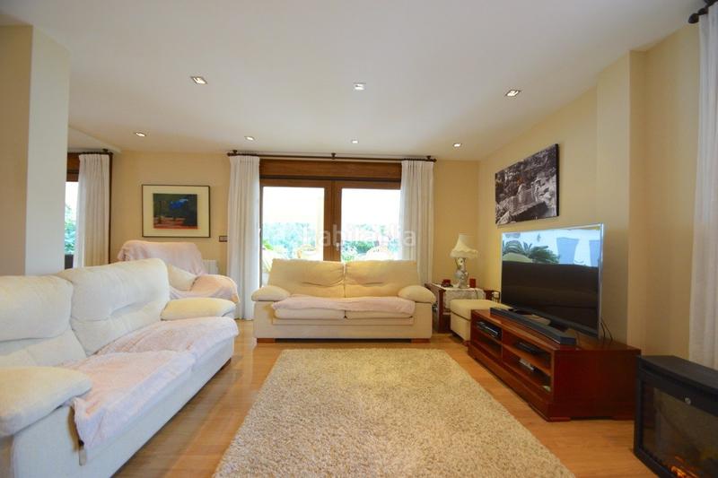 Foto 0f71f348-7b0d-4fed-9121-27e940321831. Chalet with heating parking pool in Rincón Bajo Benidorm