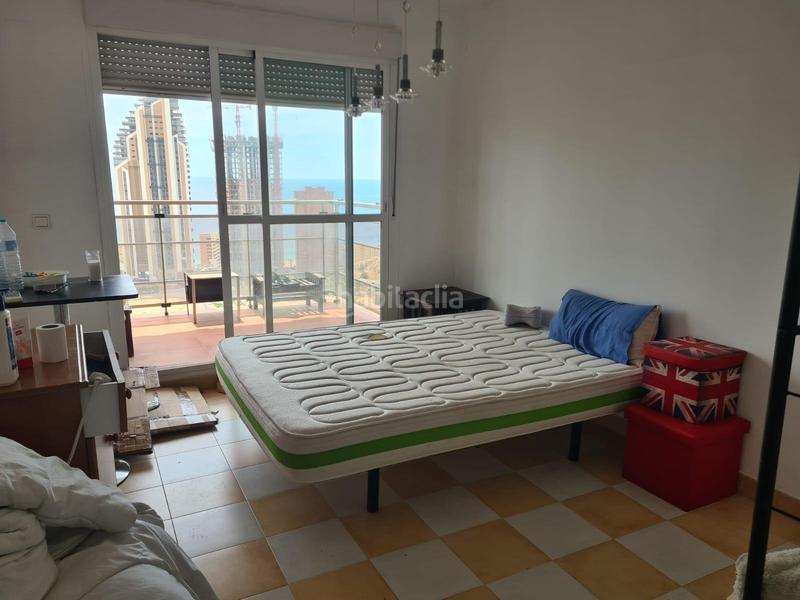 Foto 4cfca129-7597-4b6a-b9fa-7ecbca91c4c9. Apartament amb calefacció aparcament piscina a Via Parque Benidorm