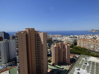 Apartament a Juzgados - Plaza de Toros. Apartamento reformado con vistas a benidorm! www.euroloix.com