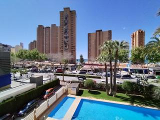 Pis a Playa Levante. Piso con 3 dormitorios y vistas al mar en 2 linea playa levante.