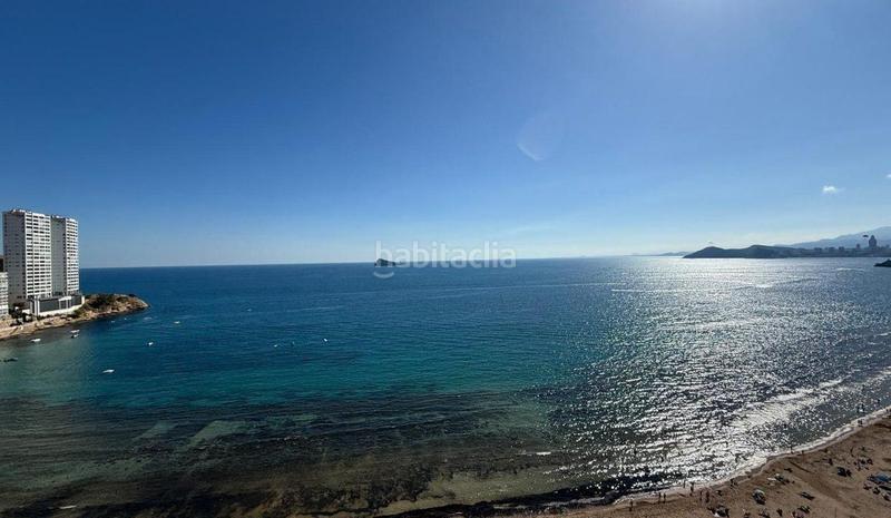 Foto 5d28ce31-ec0b-43f5-8fe5-23d5b000809a. Piso increible gran piso en 1 linea levante con vistas espectaculares al mar y . en Benidorm