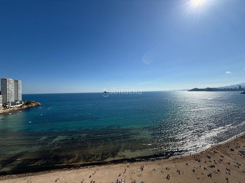 Foto 5d782c40-4f69-40b7-bb78-133564127269. Piso increible gran piso en 1 linea levante con vistas espectaculares al mar y . en Benidorm