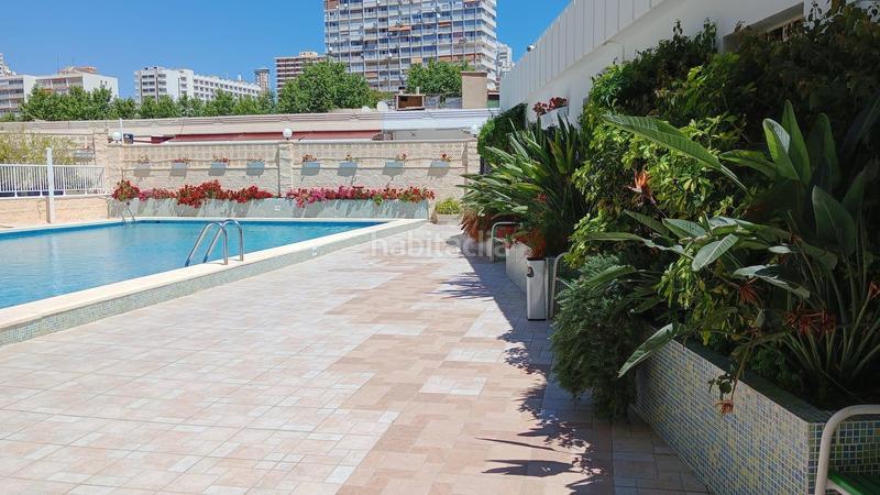 Foto b18c9c89-3f90-4fb6-a269-427562c1aab5. Piso increible gran piso en 1 linea levante con vistas espectaculares al mar y . en Benidorm
