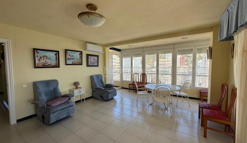Foto e84cff47-823d-4cd9-a54d-096eacb3178b. Piso increible gran piso en 1 linea levante con vistas espectaculares al mar y . en Benidorm
