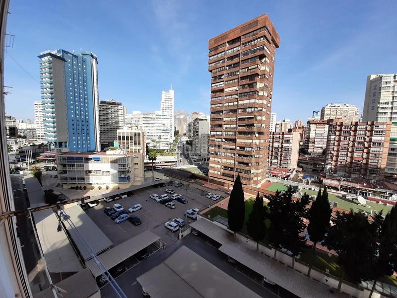 Foto a1c74807-1cf8-4146-a1ce-60c69eb9a7fa. Pis amb aparcament a Playa Levante Benidorm