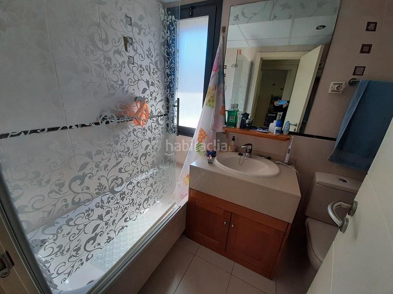 Foto 11b7917f-800d-42f8-9740-4d6519e44420. Piccolo appartamento con riscaldamento parcheggio piscina in Benidorm