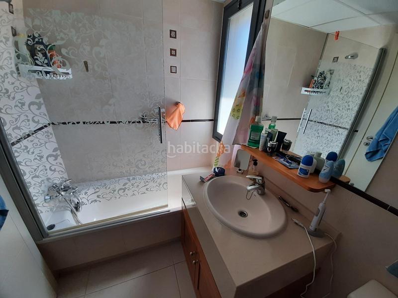 Foto aa01c3a9-4035-43b4-94a5-796a338ac351. Piccolo appartamento con riscaldamento parcheggio piscina in Benidorm