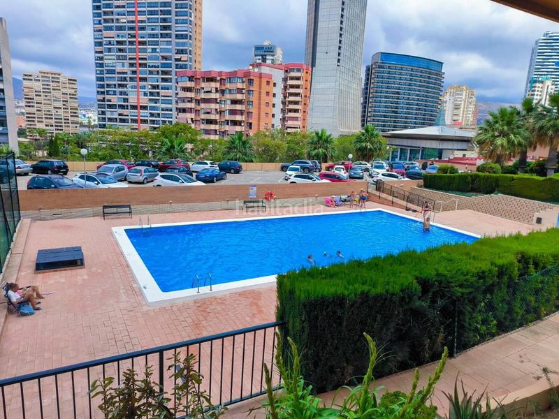 Foto fda00730-ba92-4f56-a602-7690d3538e58. Appartement avec parking piscine dans Playa Poniente Benidorm