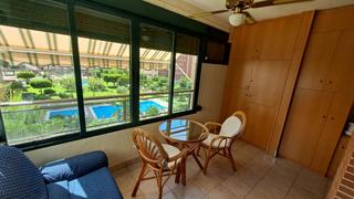 Apartament a Rincón Bajo. Bonito y reformado apartamento en benidorm zona levante.