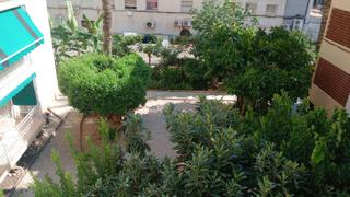 Pis a Playa Levante. Amplio piso con 4 dormitorios a un paso de playa levante y plaza