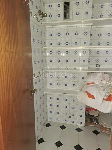 Foto 20dc334c-5cdc-41ea-9a2c-aa08b5f6380c. Piso amplio piso con 4 dormitorios y vistas al mar y en zona levante. en Benidorm