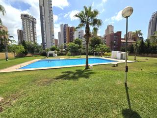 Pis a Playa Poniente. Se vende piso de tres dormitorios, zona poniente