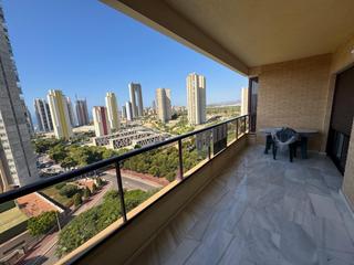 Apartament a Via Parque. Apartamento con garaje y piscina en vía parque poniente benidorm