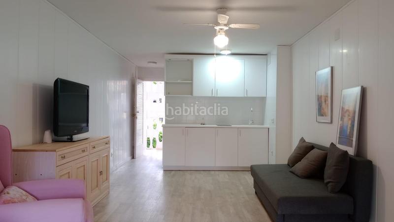 Foto ba1114f7-e3e2-4b8a-8450-b45f278ebbc3. Estudio bonito estudio recien reformado en zona rincon de loix. en Benidorm