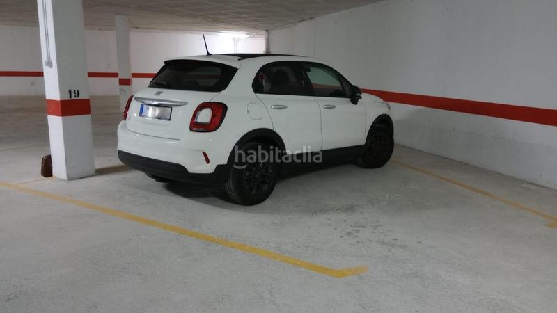 Foto 7d7a48b6-3f72-4118-83c2-156c81f9dc66. Aparcament cotxe a Levante Alto Benidorm