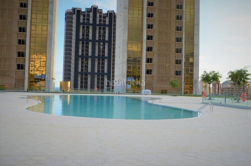 Foto 0965f198-b2a2-4d84-93f3-fb69d9f4ed21. Apartament amb calefacció aparcament piscina a Playa Poniente Benidorm