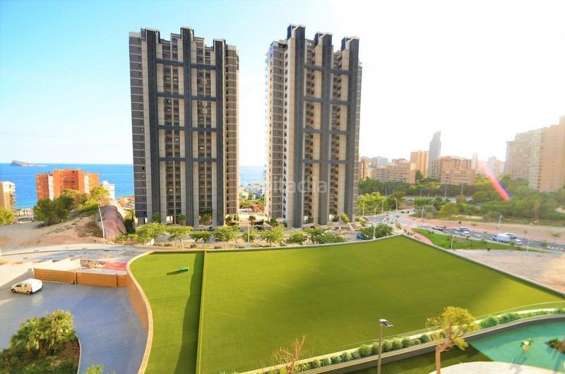 Foto 6fd53a46-bc4f-4d05-960b-c2750f6bc044. Apartament amb calefacció aparcament piscina a Playa Poniente Benidorm