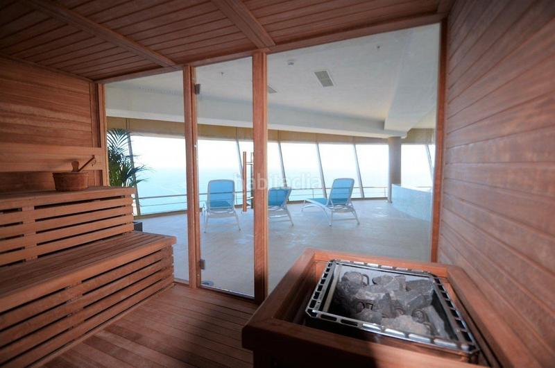 Foto 877592e1-3e67-4389-b413-4d7ad53a1156. Apartament amb calefacció aparcament piscina a Playa Poniente Benidorm