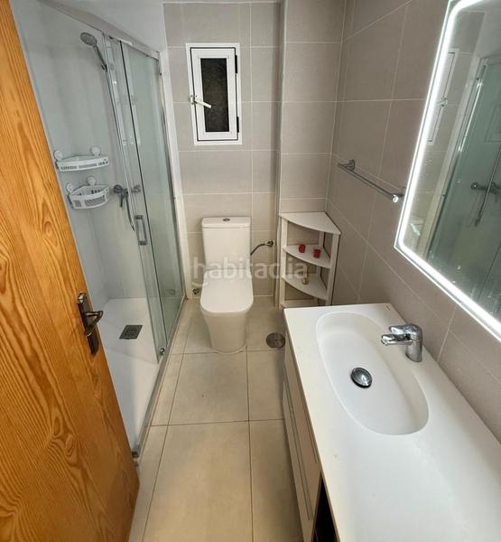 Foto 73f399c2-6c08-446b-b1a5-ac09fa26d40c. Apartamento reformado apartamento con vistas al mar a un paso de playa levante. en Benidorm