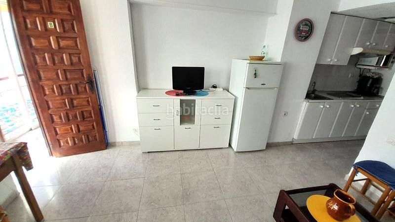 Foto b611fa14-29e0-4b0d-9986-b81062739402. Dúplex se vende dúplex dividido en cuatro apartamentos, en primera linea de levante . eurocenterinmobiliaria.com en Benidorm