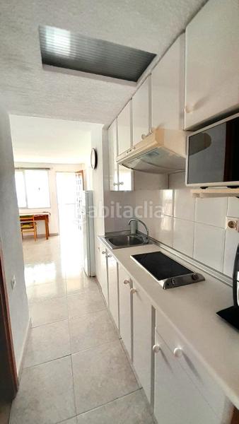 Foto c3bf1400-1513-4166-90da-b3215cd9873d. Dúplex se vende dúplex dividido en cuatro apartamentos, en primera linea de levante . eurocenterinmobiliaria.com en Benidorm