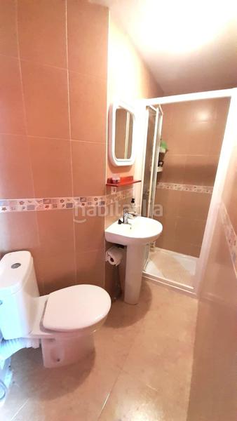 Foto c593eff5-17df-4234-935f-77b3b7614f8a. Dúplex se vende dúplex dividido en cuatro apartamentos, en primera linea de levante . eurocenterinmobiliaria.com en Benidorm