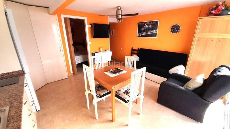 Foto ecaf18e8-8334-46e6-9f0e-6e24d7ee30fc. Dúplex se vende dúplex dividido en cuatro apartamentos, en primera linea de levante . eurocenterinmobiliaria.com en Benidorm