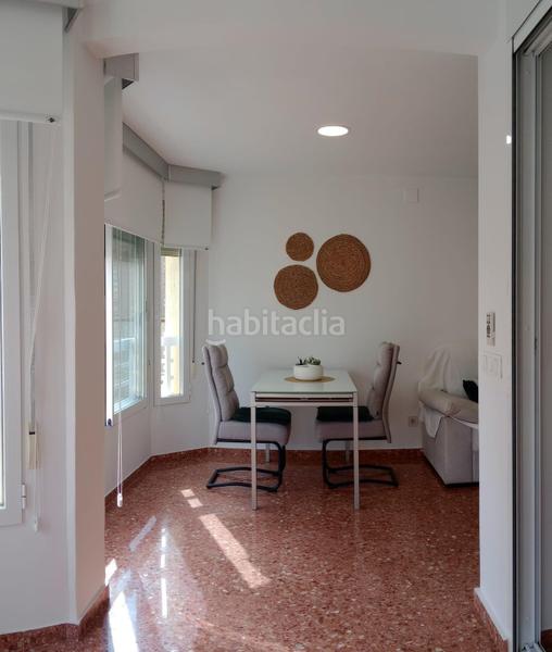 Foto 044e1683-bd88-4408-a2dc-773df8b1ff2d. Apartamento reformado apartamento con terraza acristalada en zona levante. en Benidorm