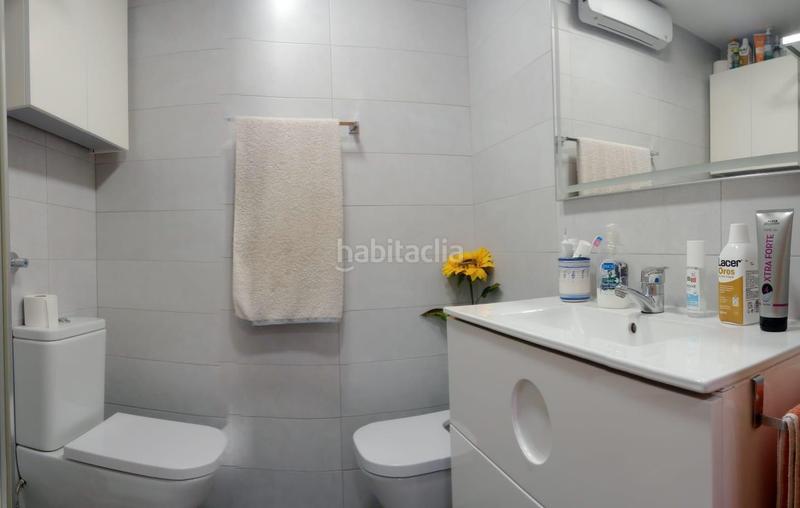 Foto e5759240-a413-4afd-a6d6-11ac3c979a36. Apartamento reformado apartamento con terraza acristalada en zona levante. en Benidorm