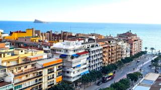 Appartement à Foietes. Se vende piso de 4 dormitorios y posibilidades de mas, zona jaim