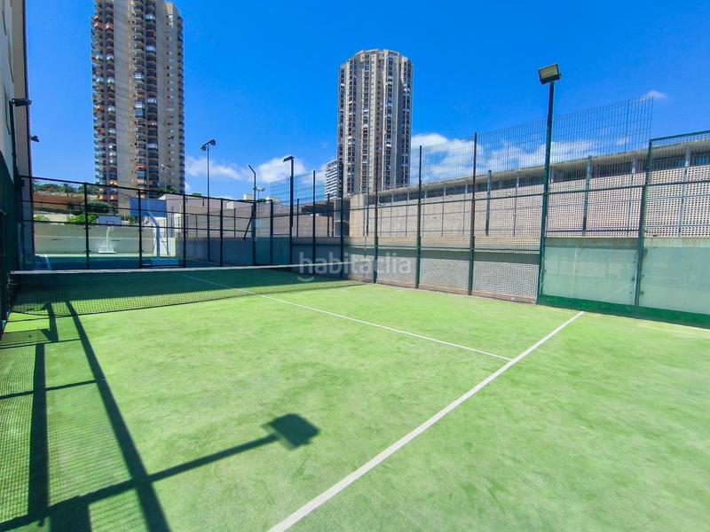 Foto 39fce7d9-ba30-4534-8efa-58ec7f37bdd4. Apartamento amplio piso con 2 dormitorios y vistas al mar, con plaza de garaje y trastero privados en zona playa poniente. en Benidorm
