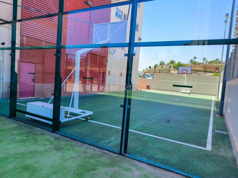 Foto 9703c64f-d4c8-421d-8ff6-ecd80339cb76. Apartamento amplio piso con 2 dormitorios y vistas al mar, con plaza de garaje y trastero privados en zona playa poniente. en Benidorm
