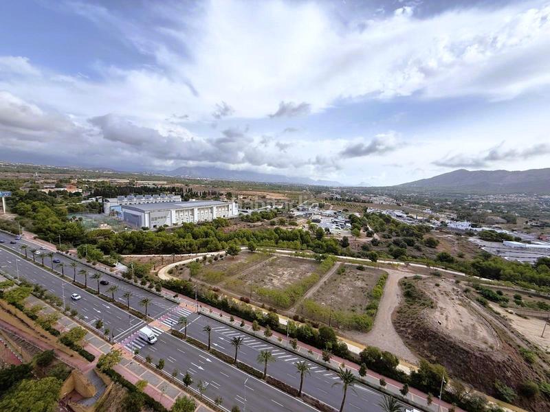 Foto 57bb1ce1-9fe0-484b-a5e5-d38854497eb2. Appartamento con parcheggio piscina in Juzgados - Plaza de Toros Benidorm